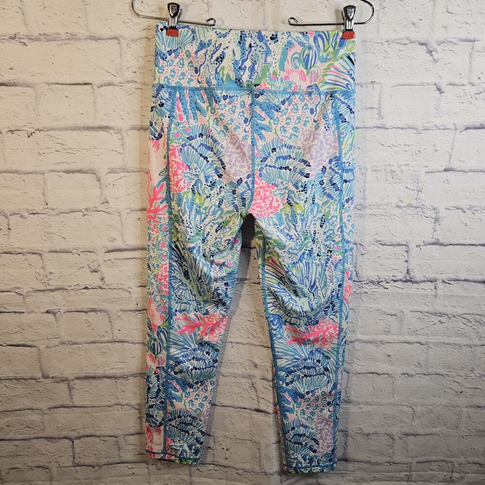 Lilly Pulitzer Luxletic Weekender Crop Leggings Shell Of A Party Women Medium - Picture 4 of 8